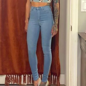 Fashion nova jeans!